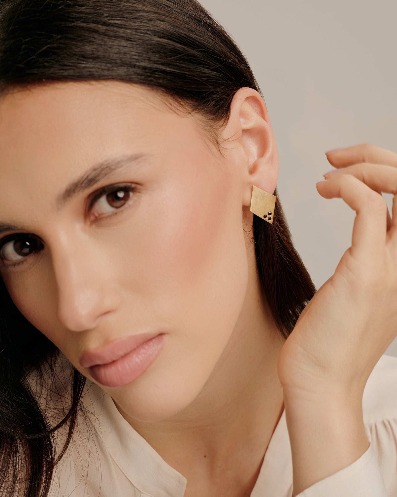 Orecchini Mia stud zirconi